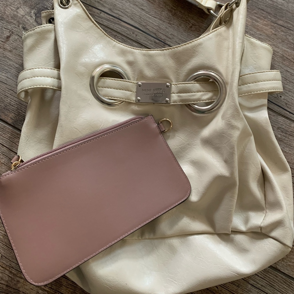 Nine West cream purse